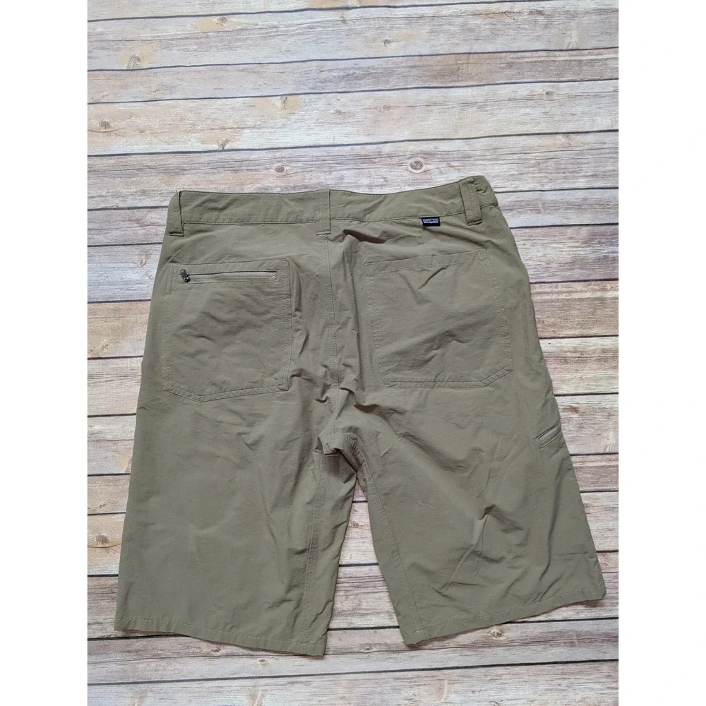 Patagonia Quandary Hiking Shorts Mens 34 Nylon Elastane Khaki Green 10in Inseam